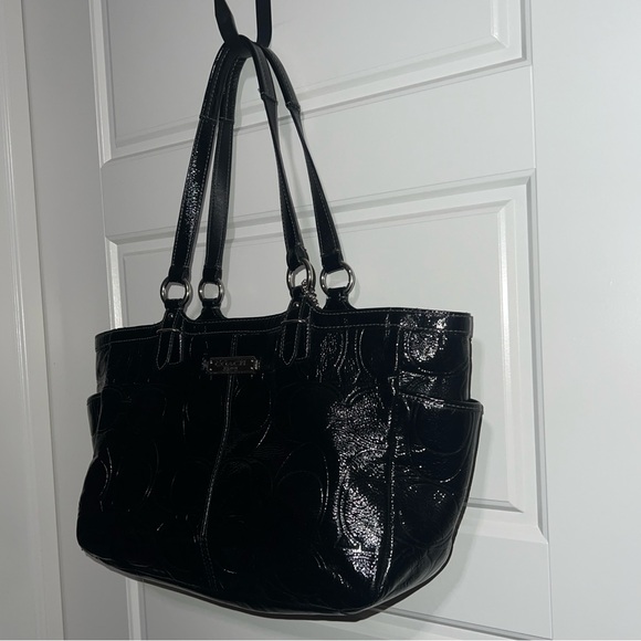 COACH Black Leather Medium Sized Tote Purse - Picture 13 of 13